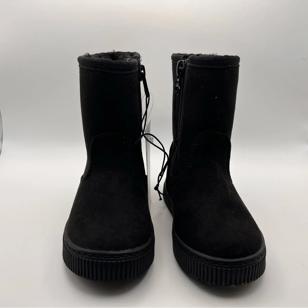 NET Cat & Jack Black Suede Boots